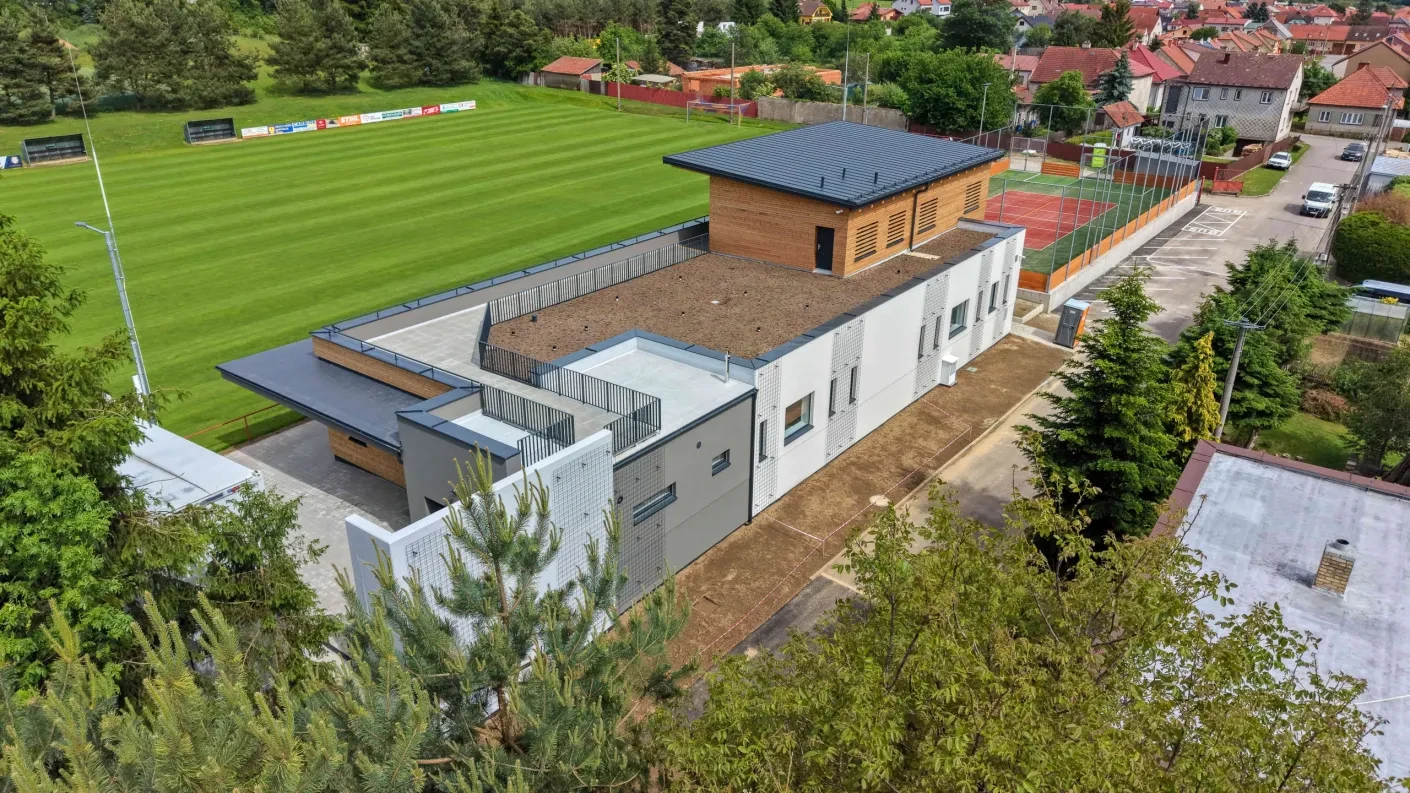 Sportovní kabiny a víceúčelový sportovní areál | Měřín